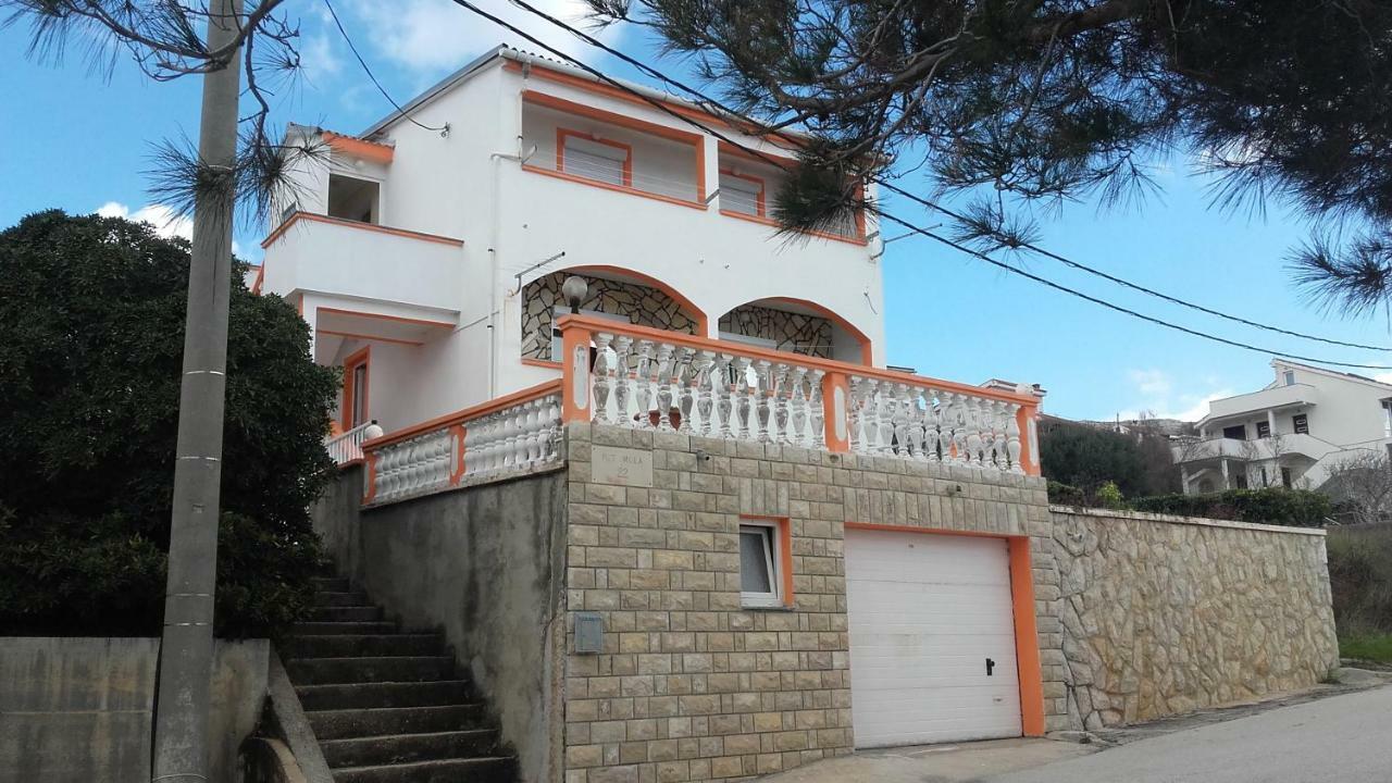 Apartman Jopa Pag Town Luaran gambar